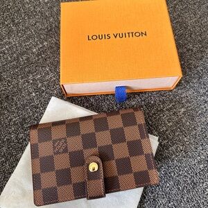 Louis Vuitton Chocolate Brown Leather Wallet